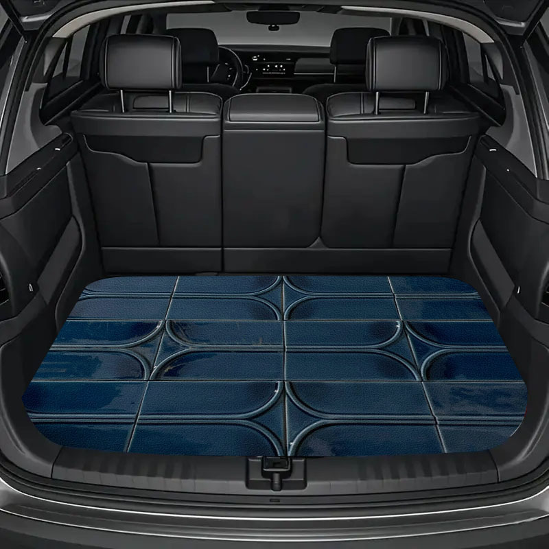 Car Accessories You Must Have - Tappetino per bagagliaio auto con design