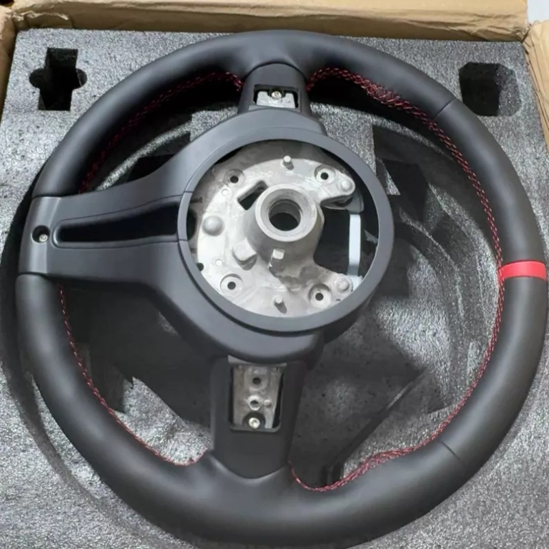Volante in Pelle per Auto BMW  - Car Accessories Kit recensione e prezzo