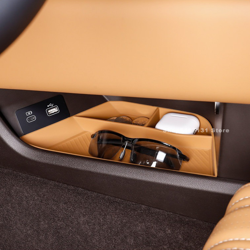 Scatola portaoggetti in silico - Car Accessories Under 500 recensione e prezzo
